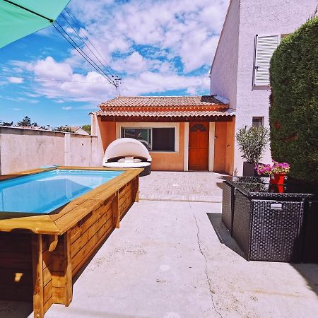 STUDIO PRIVATIF CLIMATISÉ , TERRASSE ET PiSCINE Pernes-les-Fontaines Esterno foto