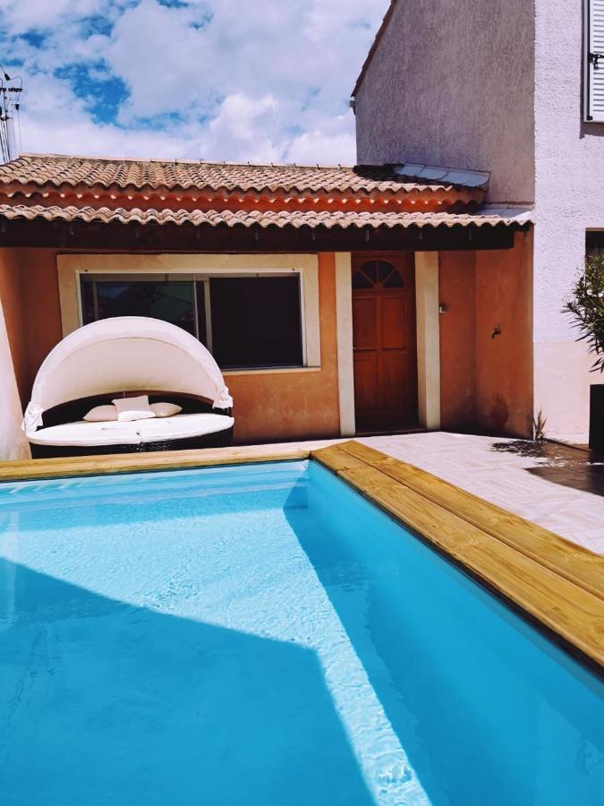 STUDIO PRIVATIF CLIMATISÉ , TERRASSE ET PiSCINE Pernes-les-Fontaines Esterno foto